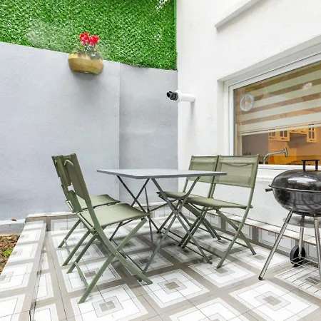 Gorgeous House With Refreshing Garden In Besiktas * Isztambul
